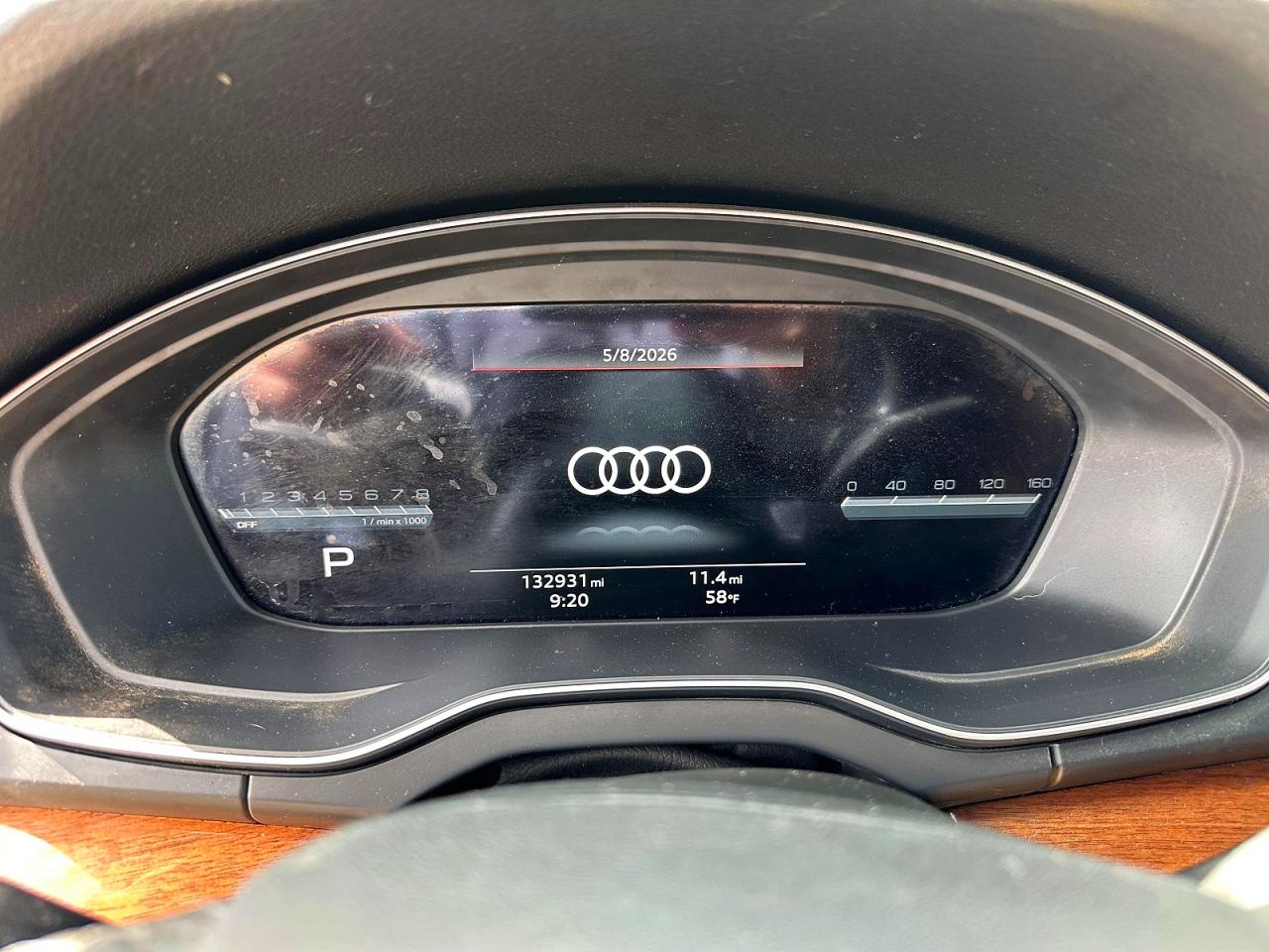 Audi Q5 Premium Plus 45