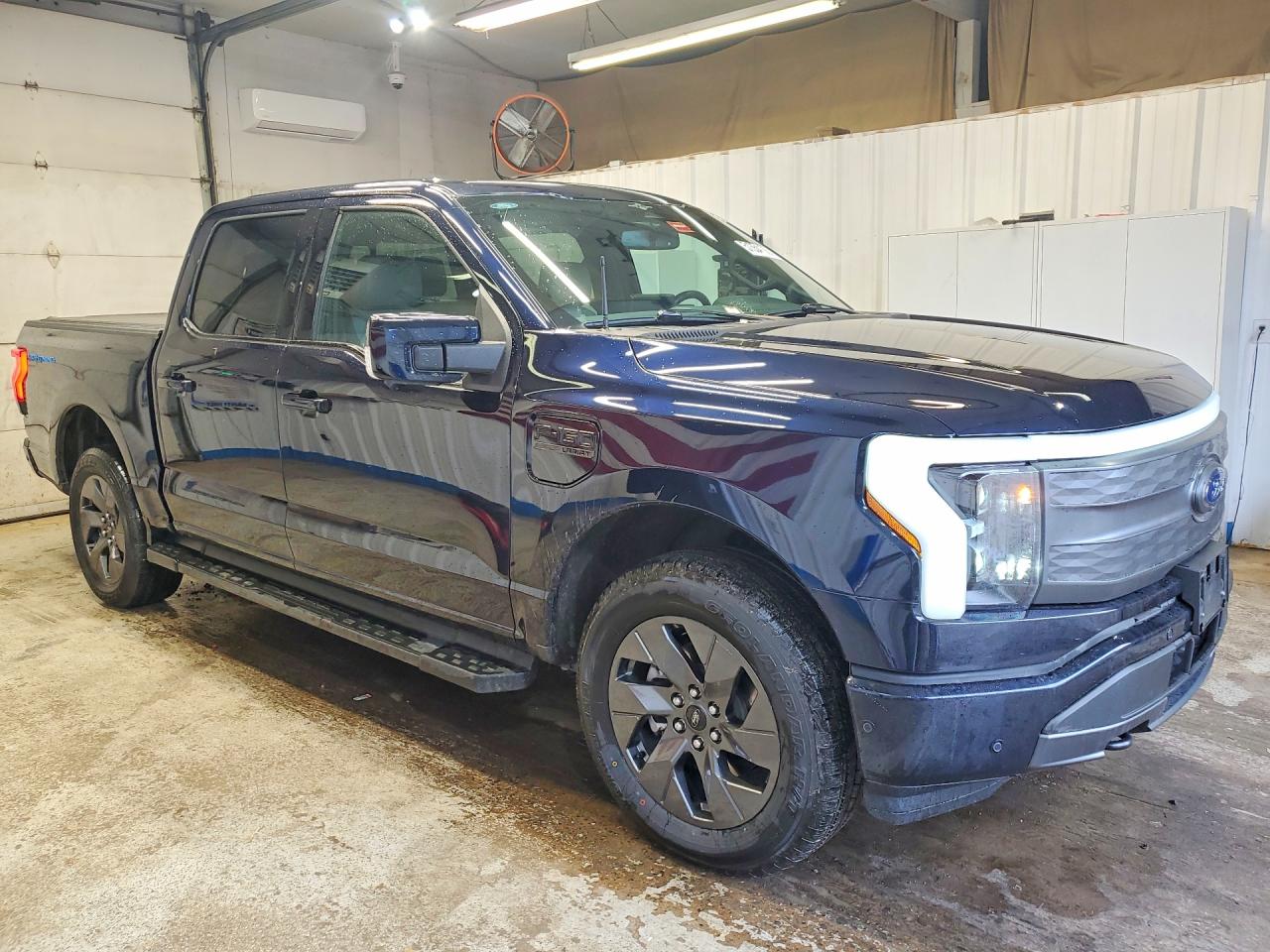 Ford F-150 Lightning Pro