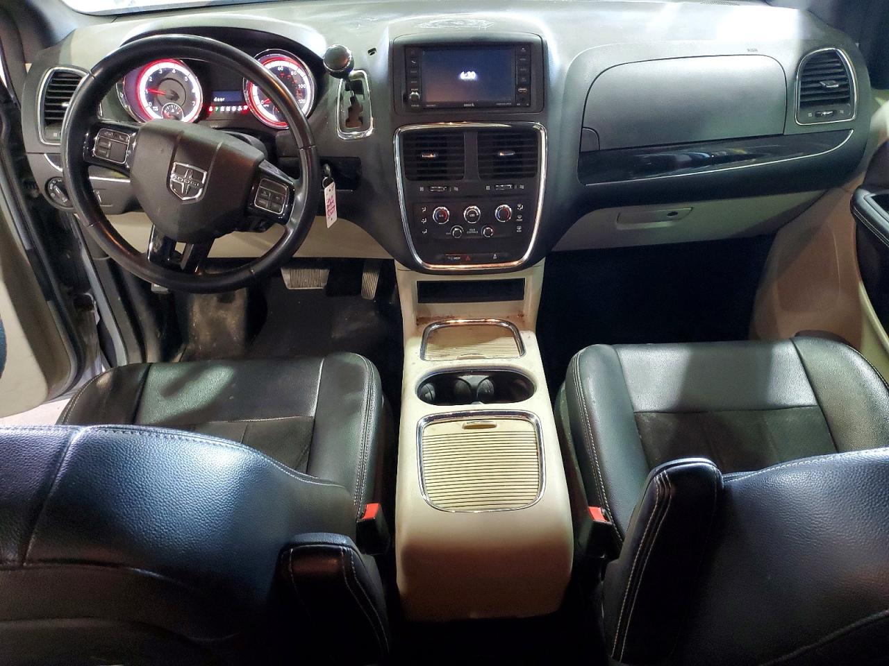 Dodge Caravan Sxt