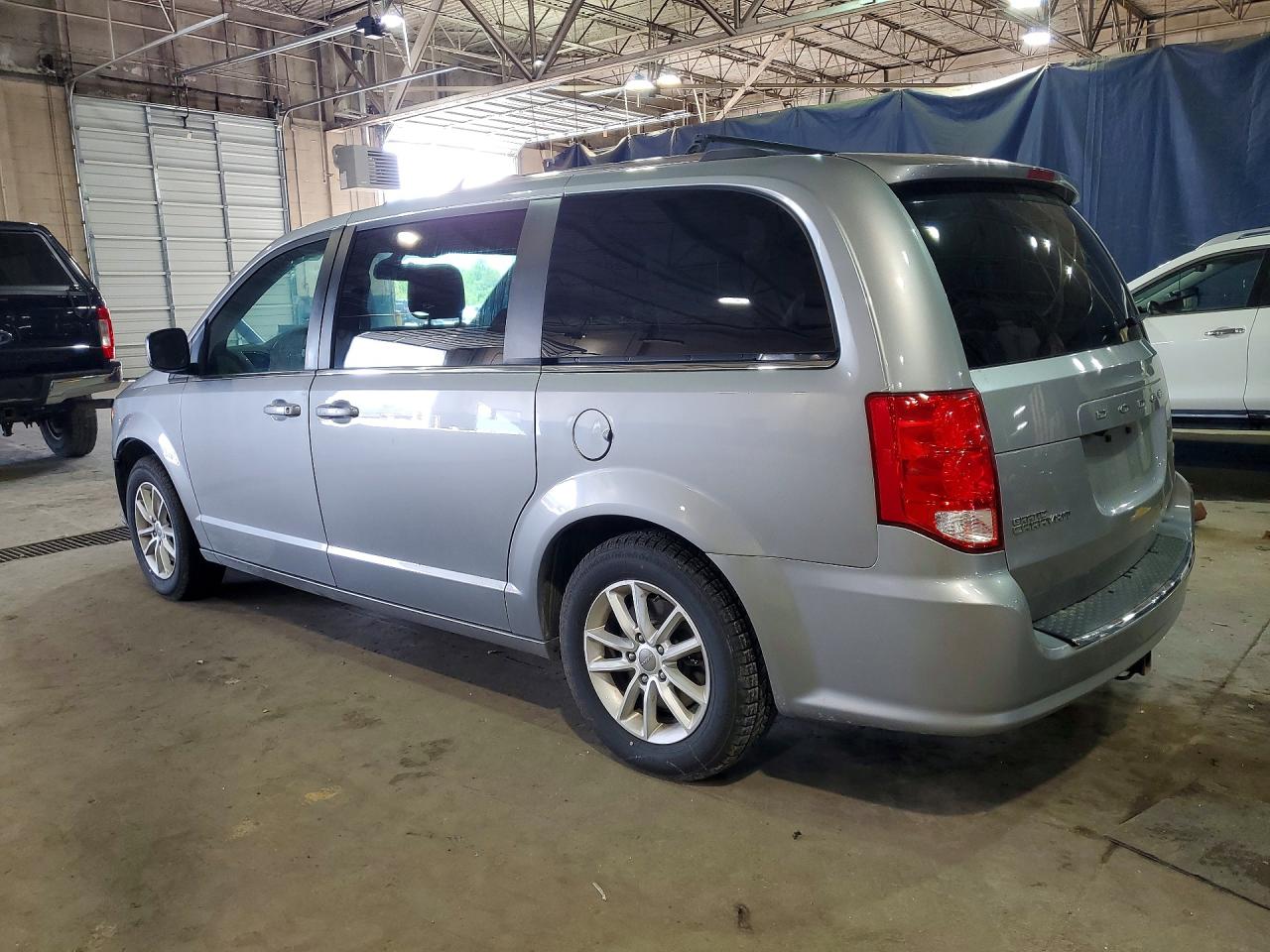 Dodge Caravan Sxt