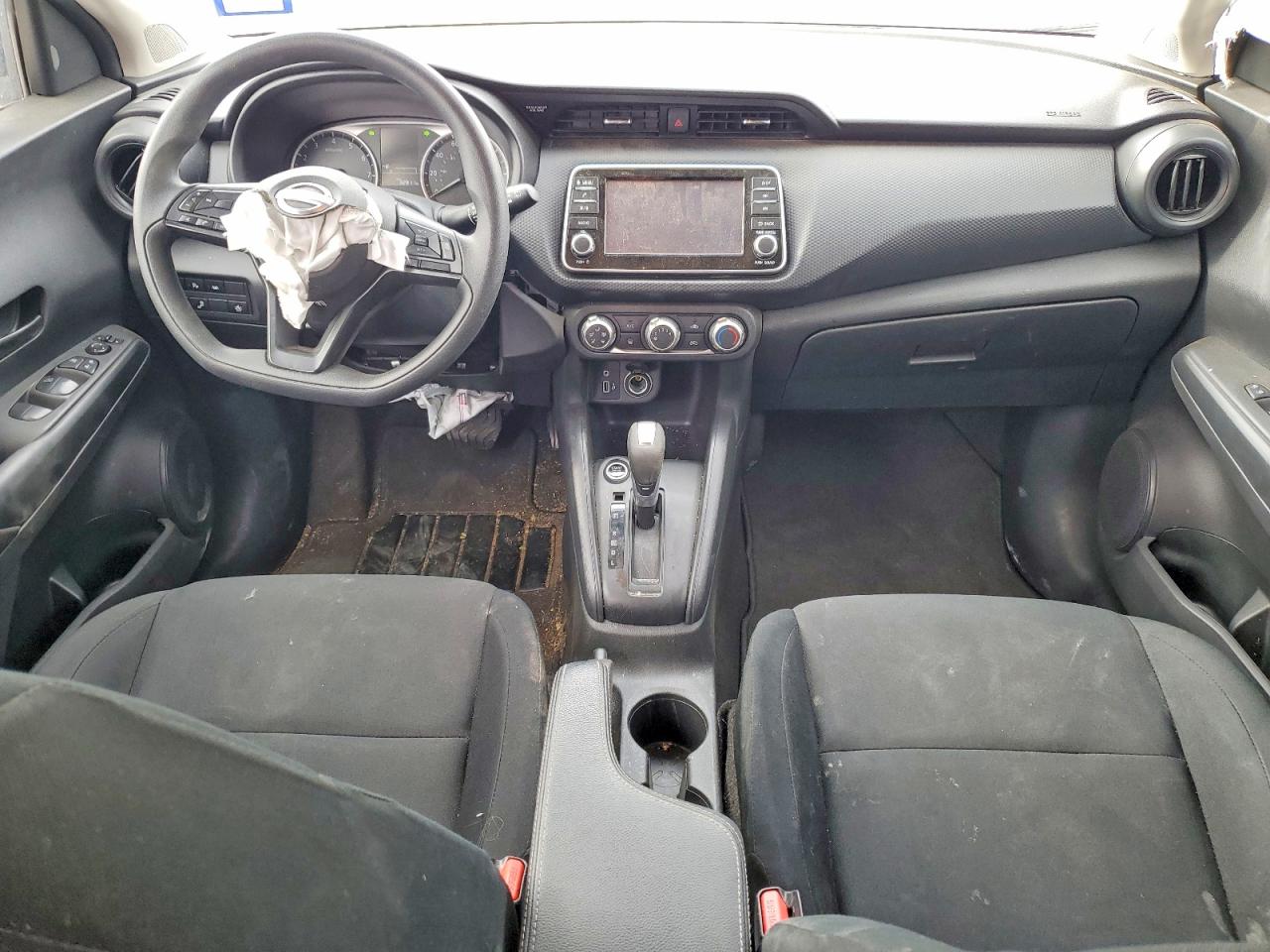 Nissan Kicks S