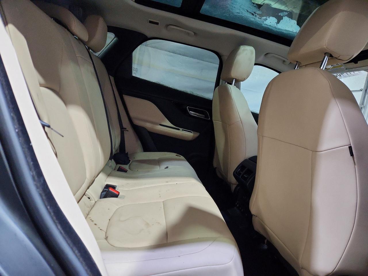Jaguar F-PACE Premium