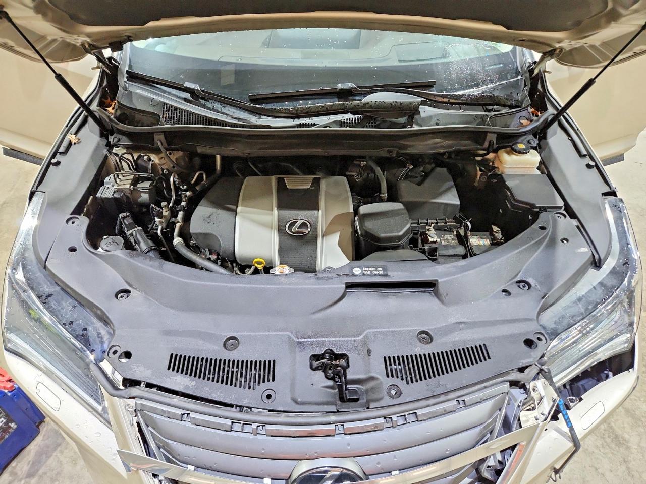 Lexus RX Base