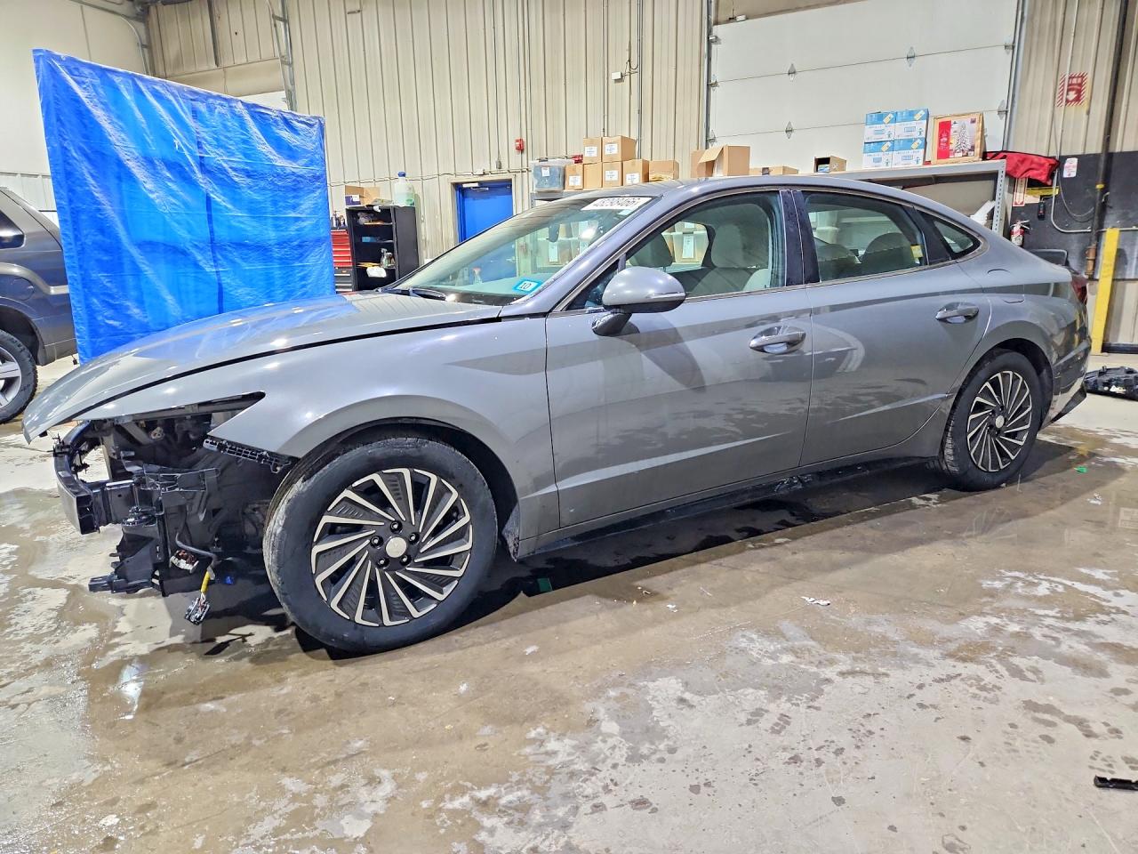 Salvage Hyundai SONATA Image
