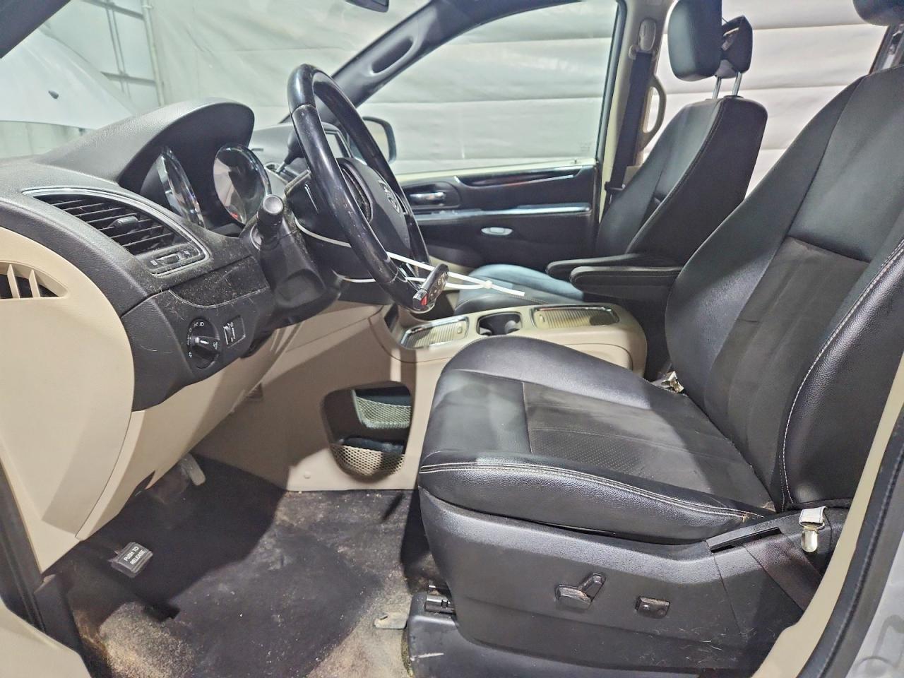 Dodge Caravan Sxt