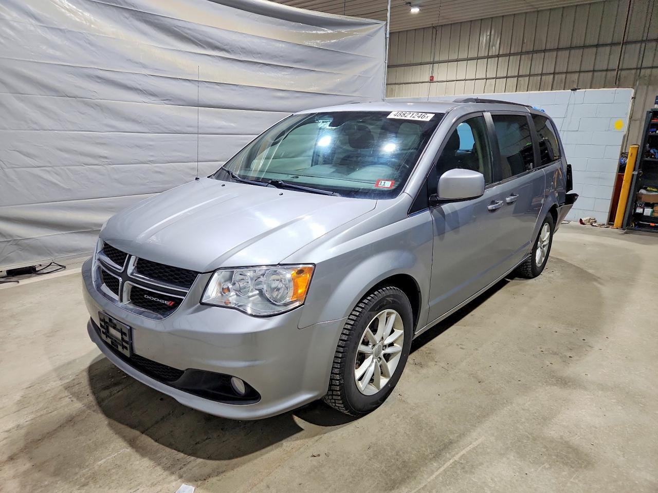 Salvage Dodge Caravan Image