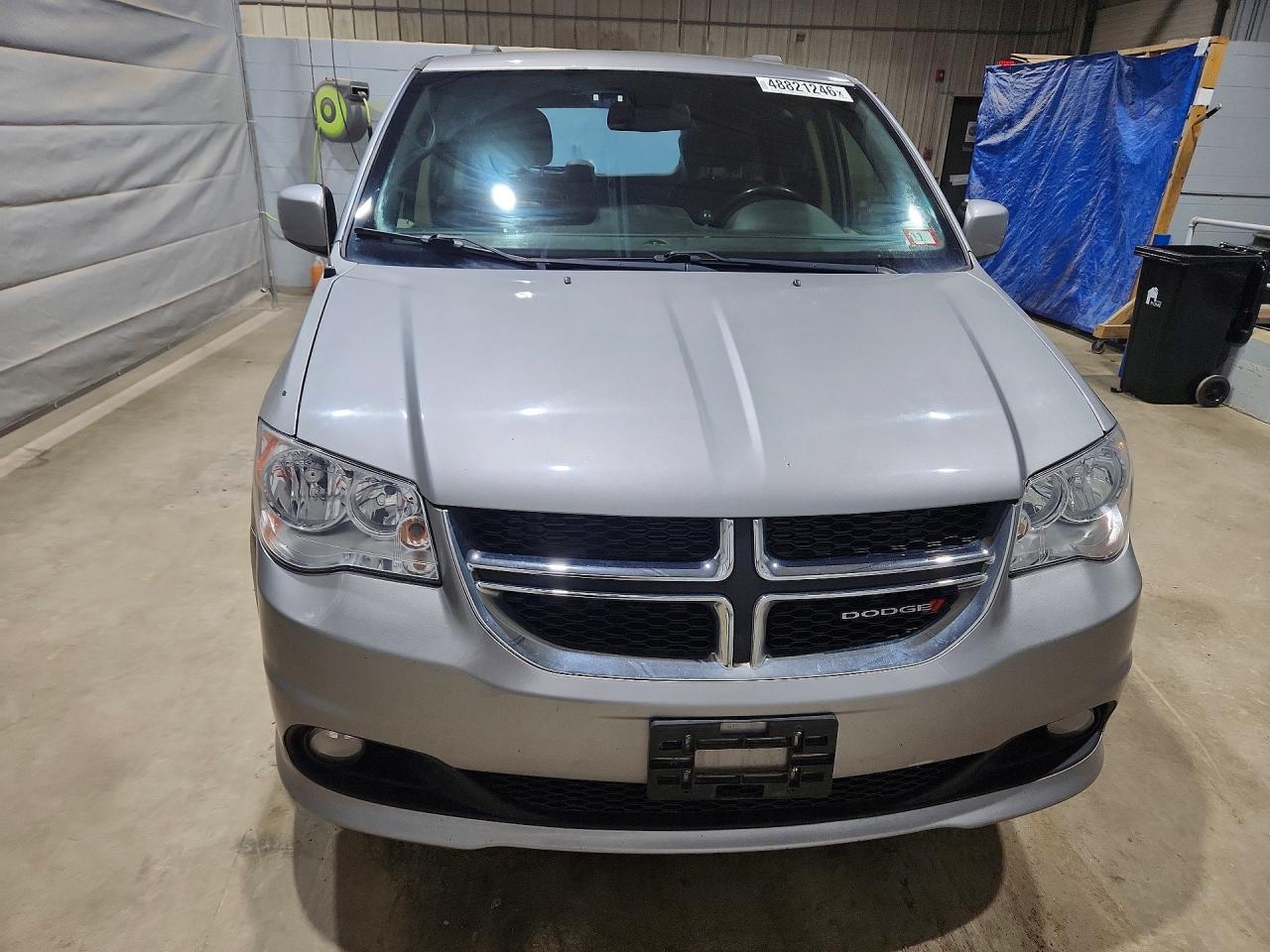 Dodge Caravan Sxt