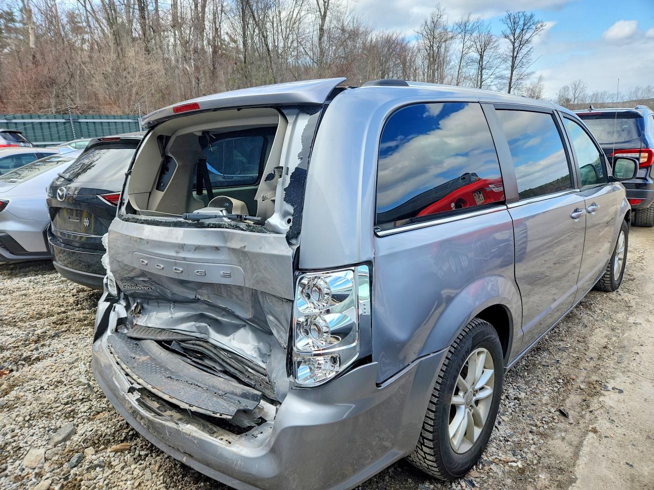 Dodge Caravan Sxt