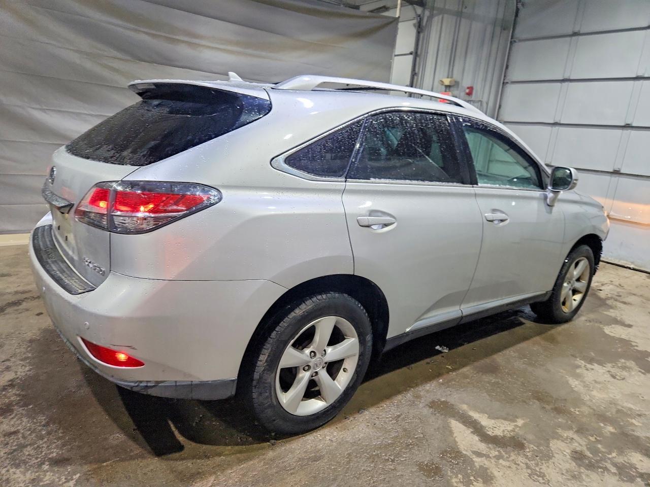 Lexus RX Base