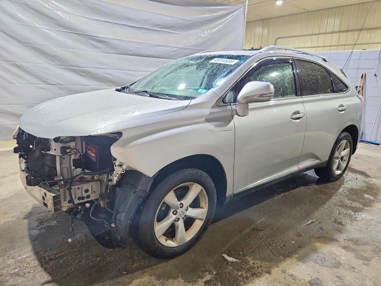 Salvage Lexus RX Image