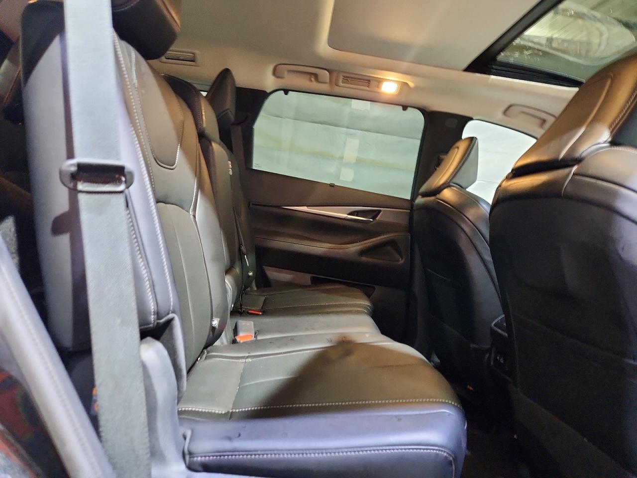 INFINITI Qx Luxe
