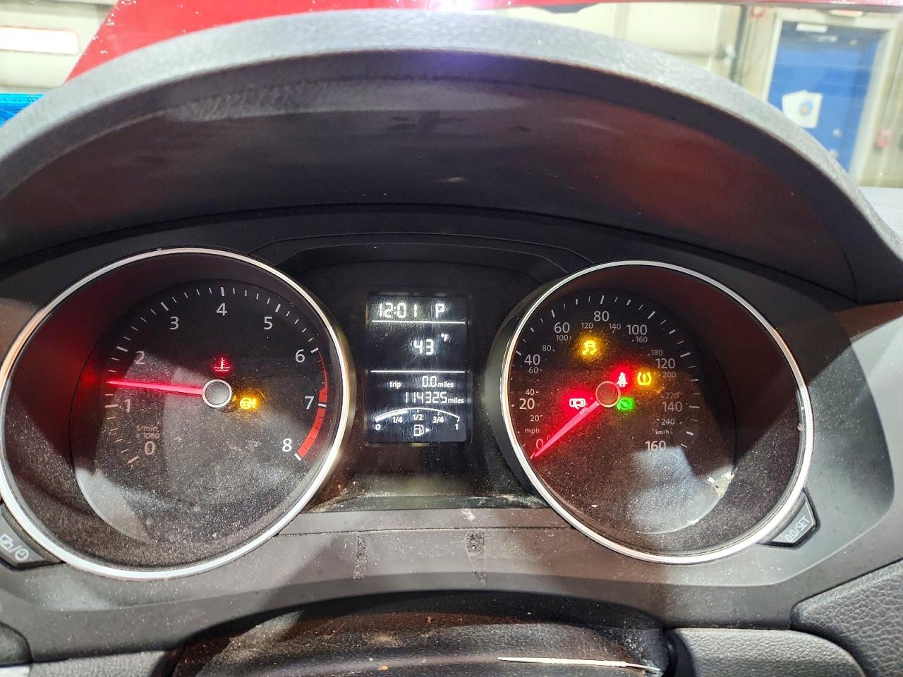 Volkswagen Jetta S