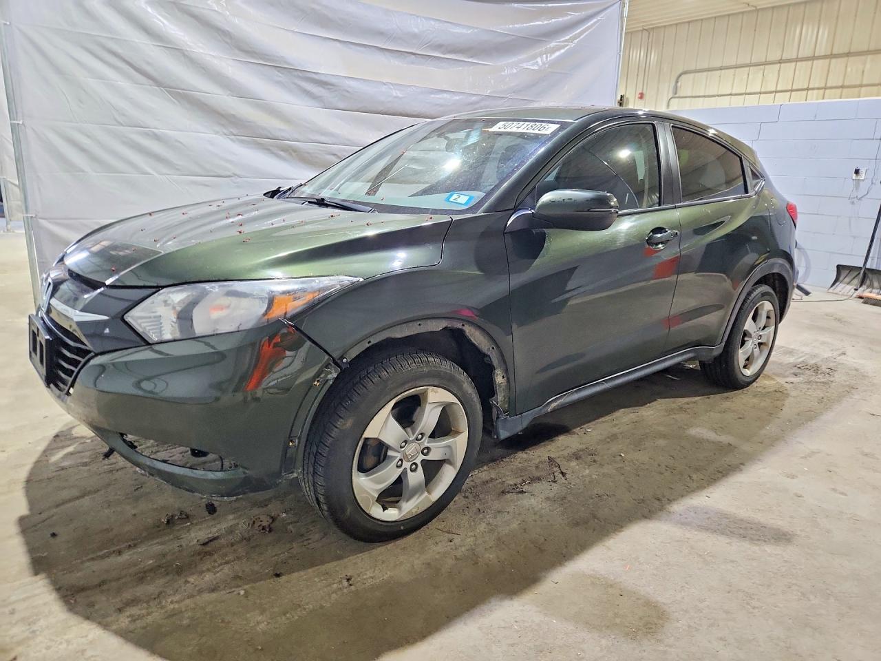 Salvage Honda HR-V Image
