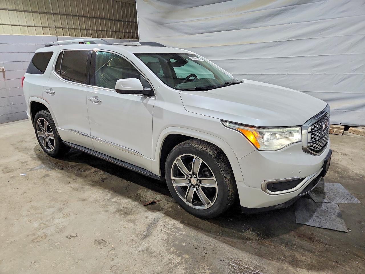 GMC Acadia Denali