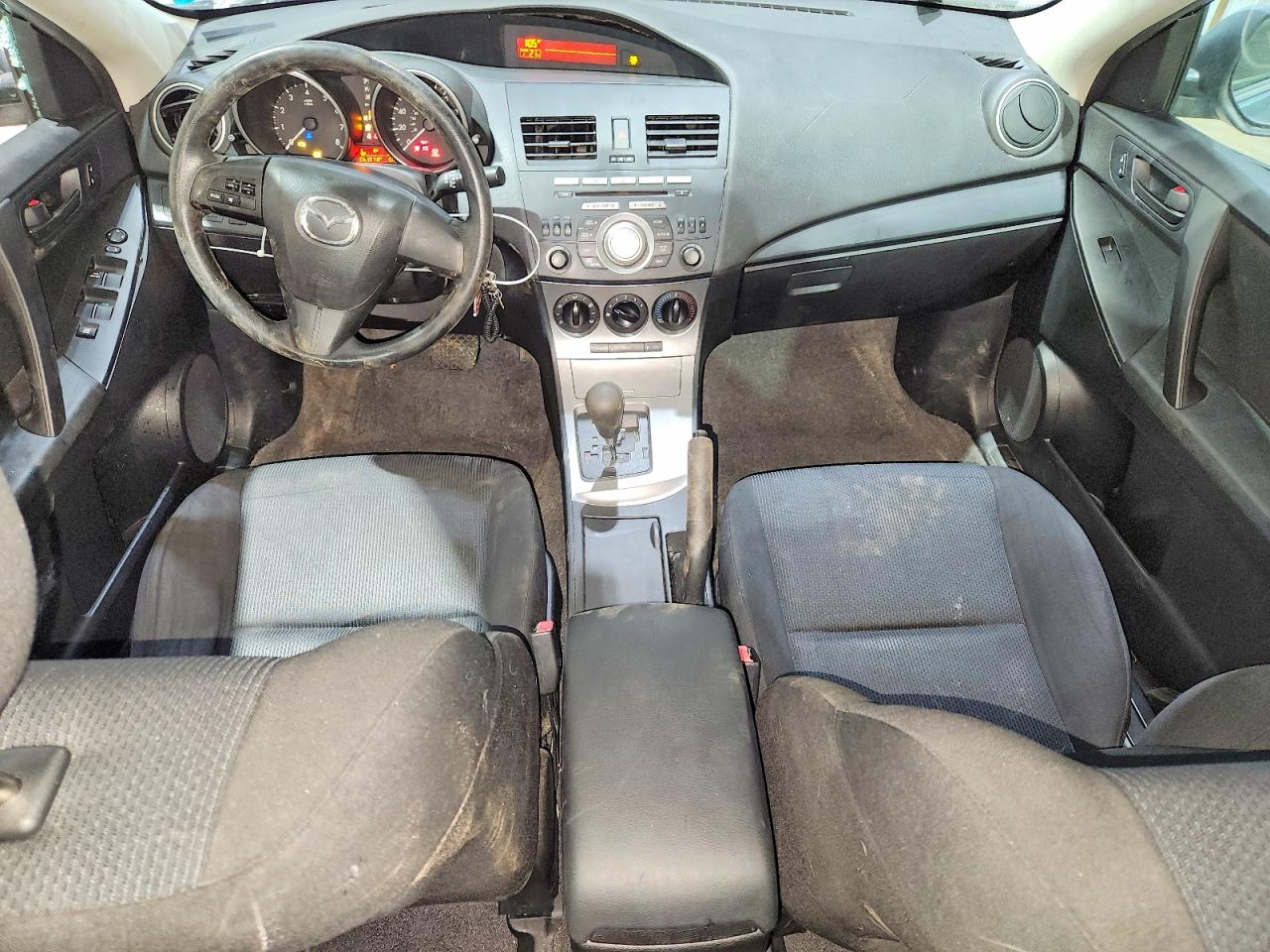 Mazda 3 I