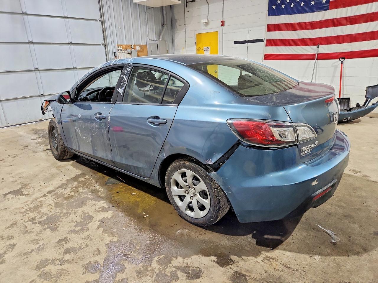 Mazda 3 I