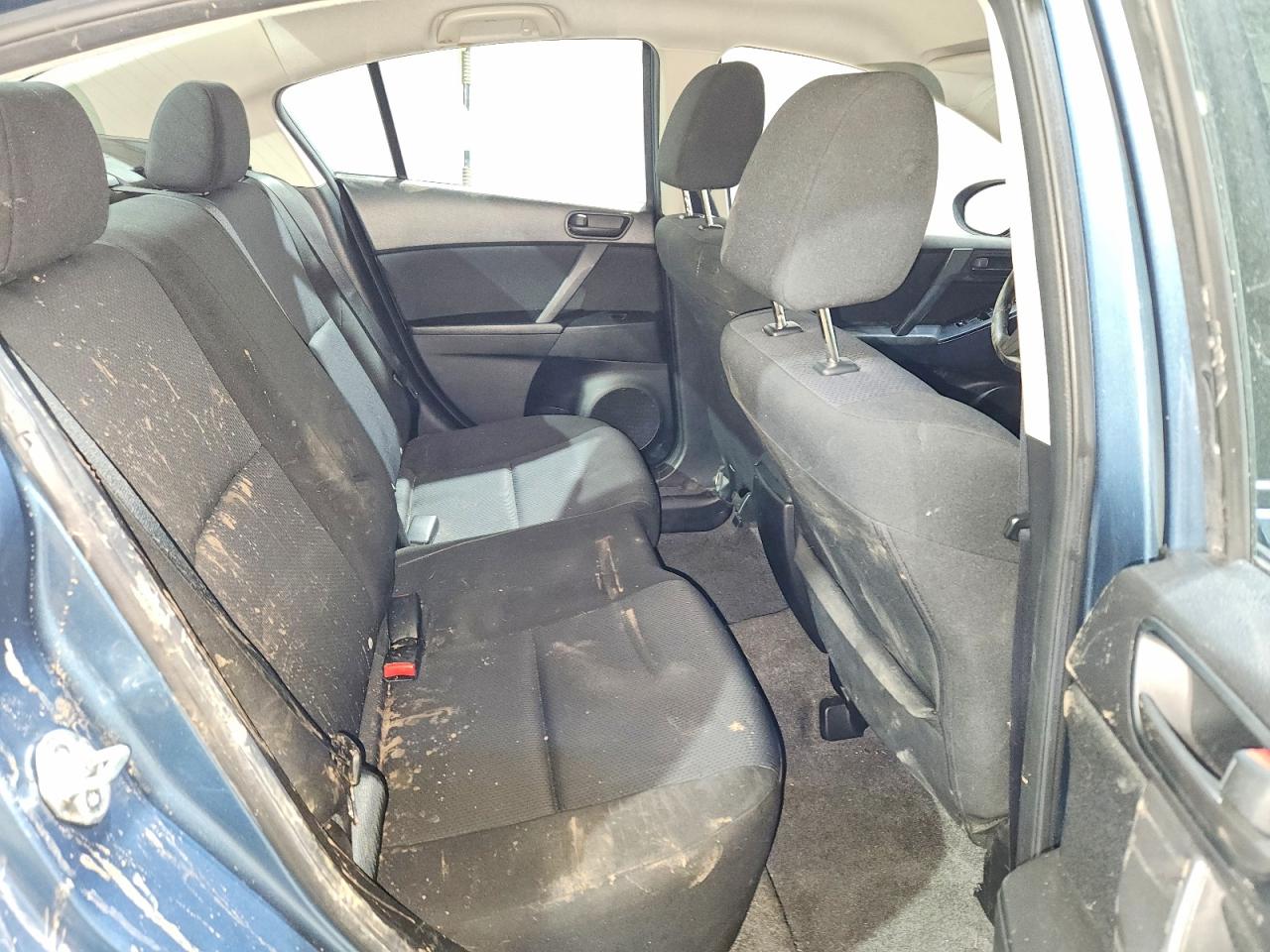 Mazda 3 I