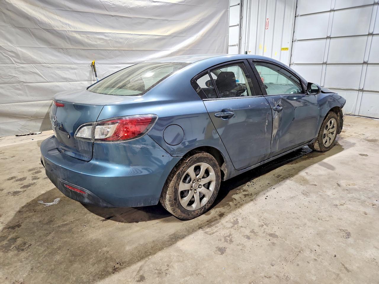 Mazda 3 I