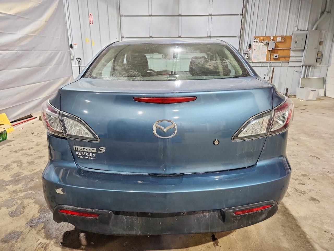 Mazda 3 I