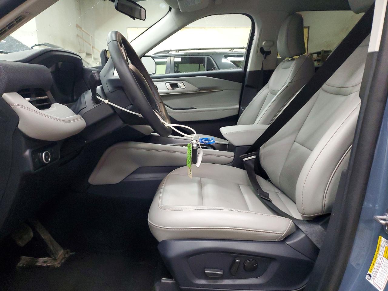 Ford Explorer Active