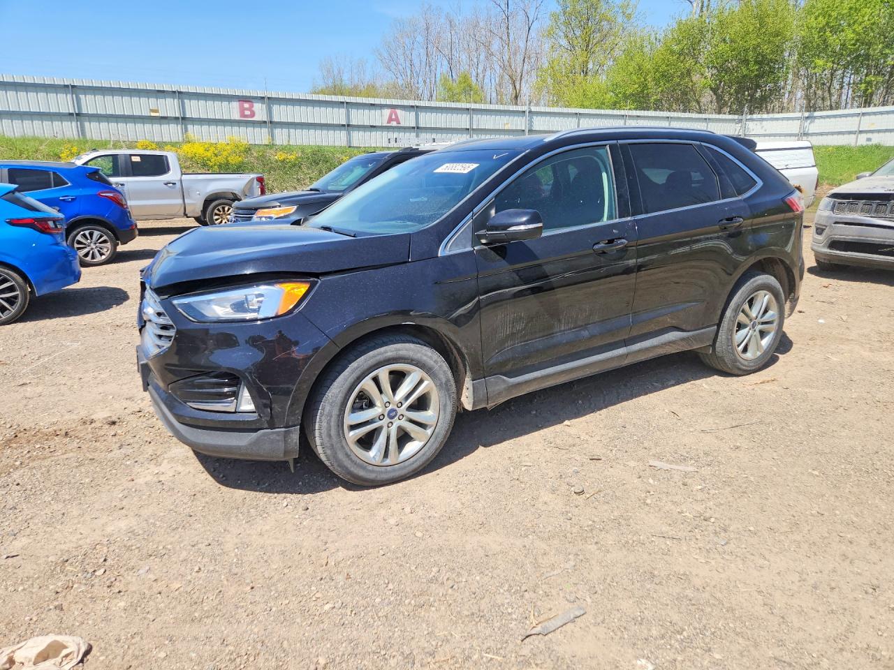 Salvage Ford Edge Image