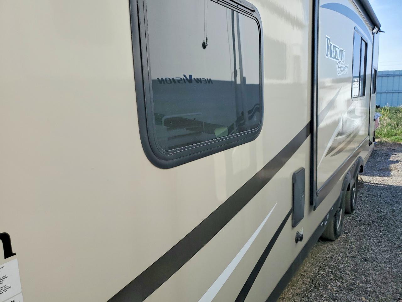 Coachmen Trailers