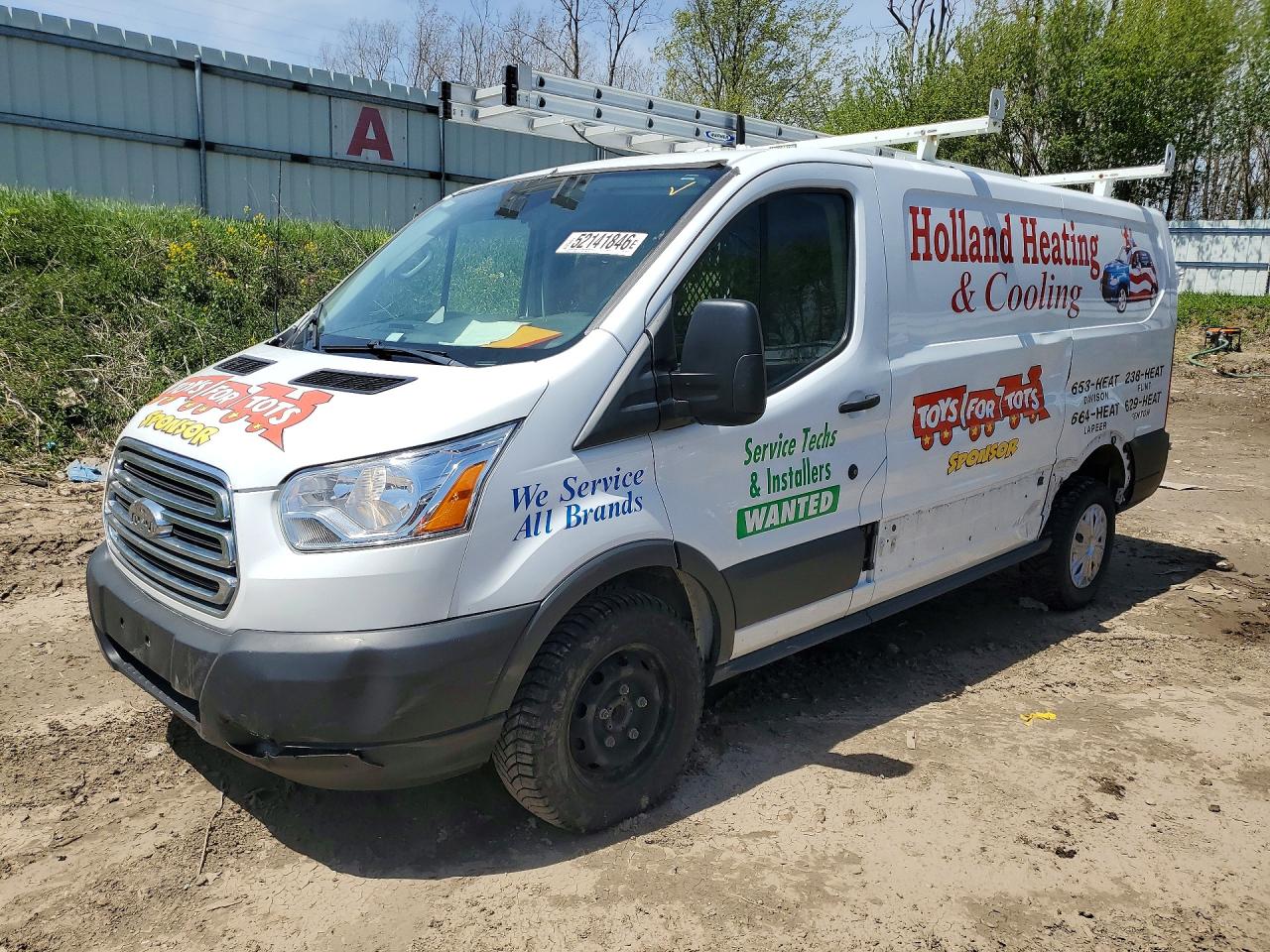 Salvage Ford Transit Image