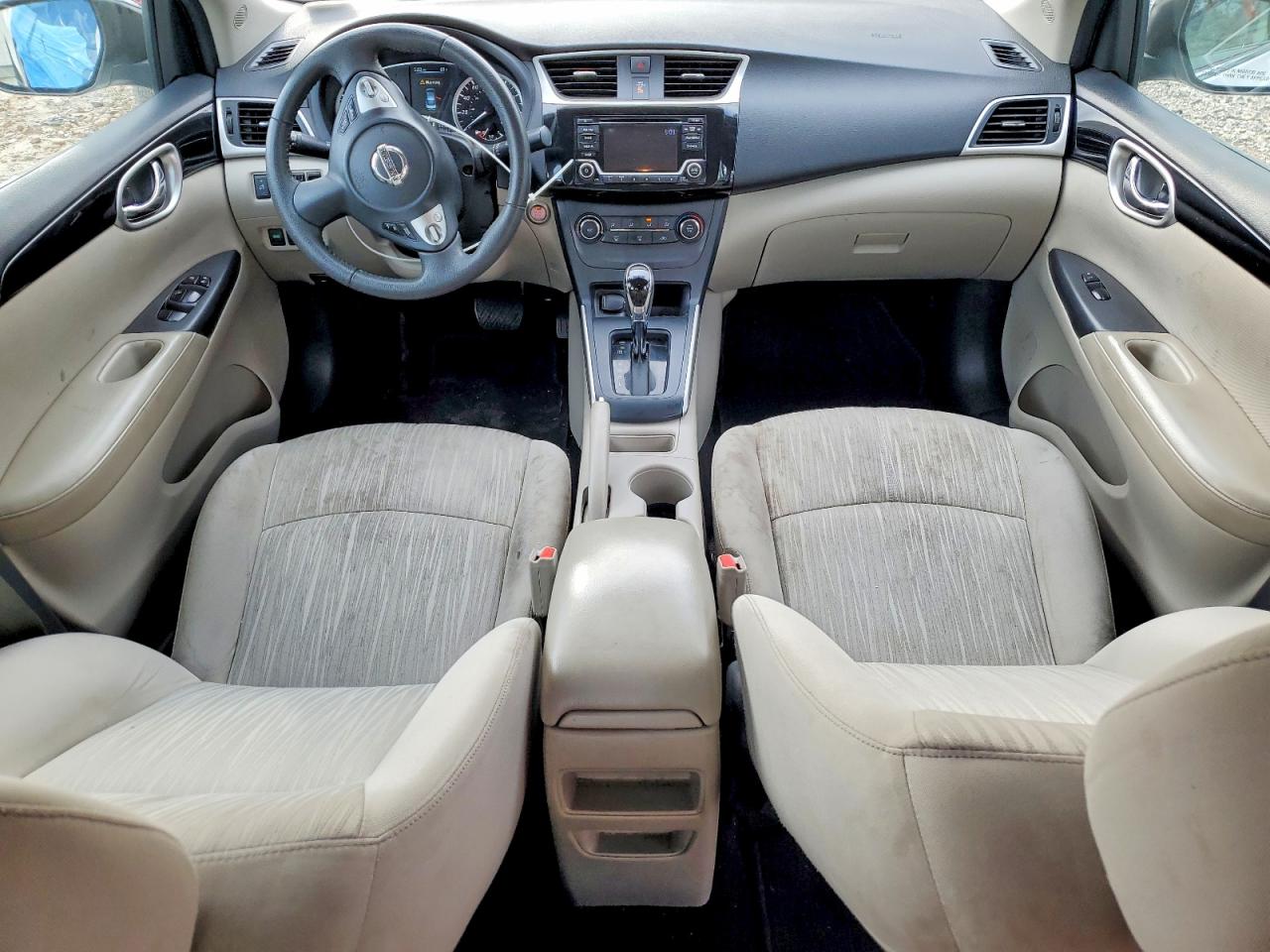 Nissan Sentra