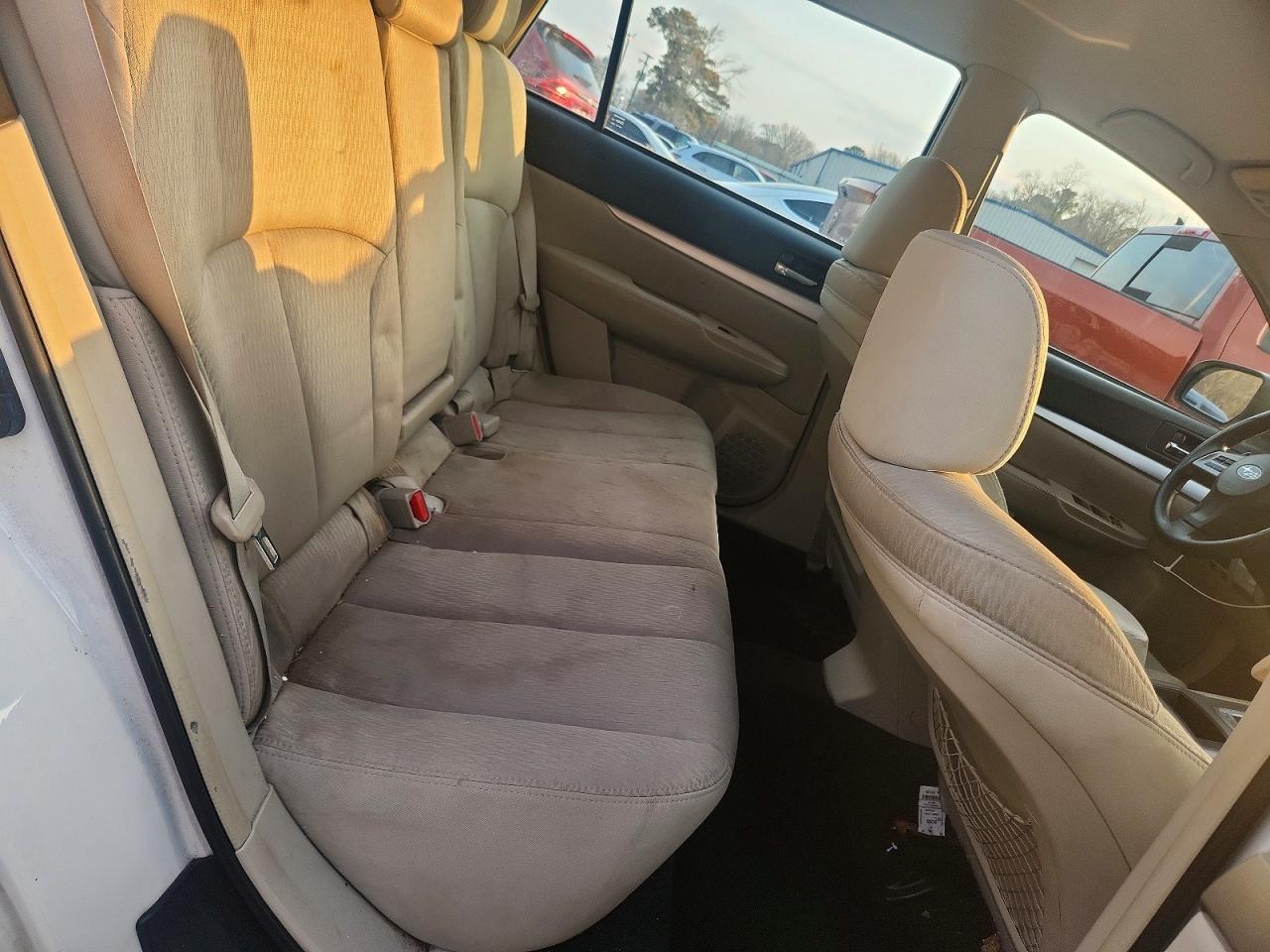 Subaru Outback 2.5i