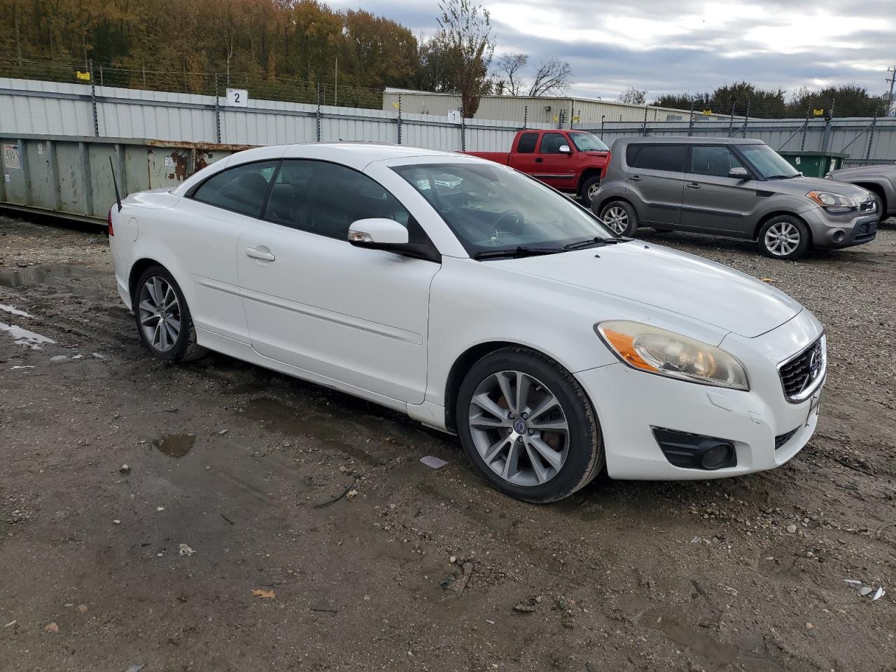 Volvo C70 T5