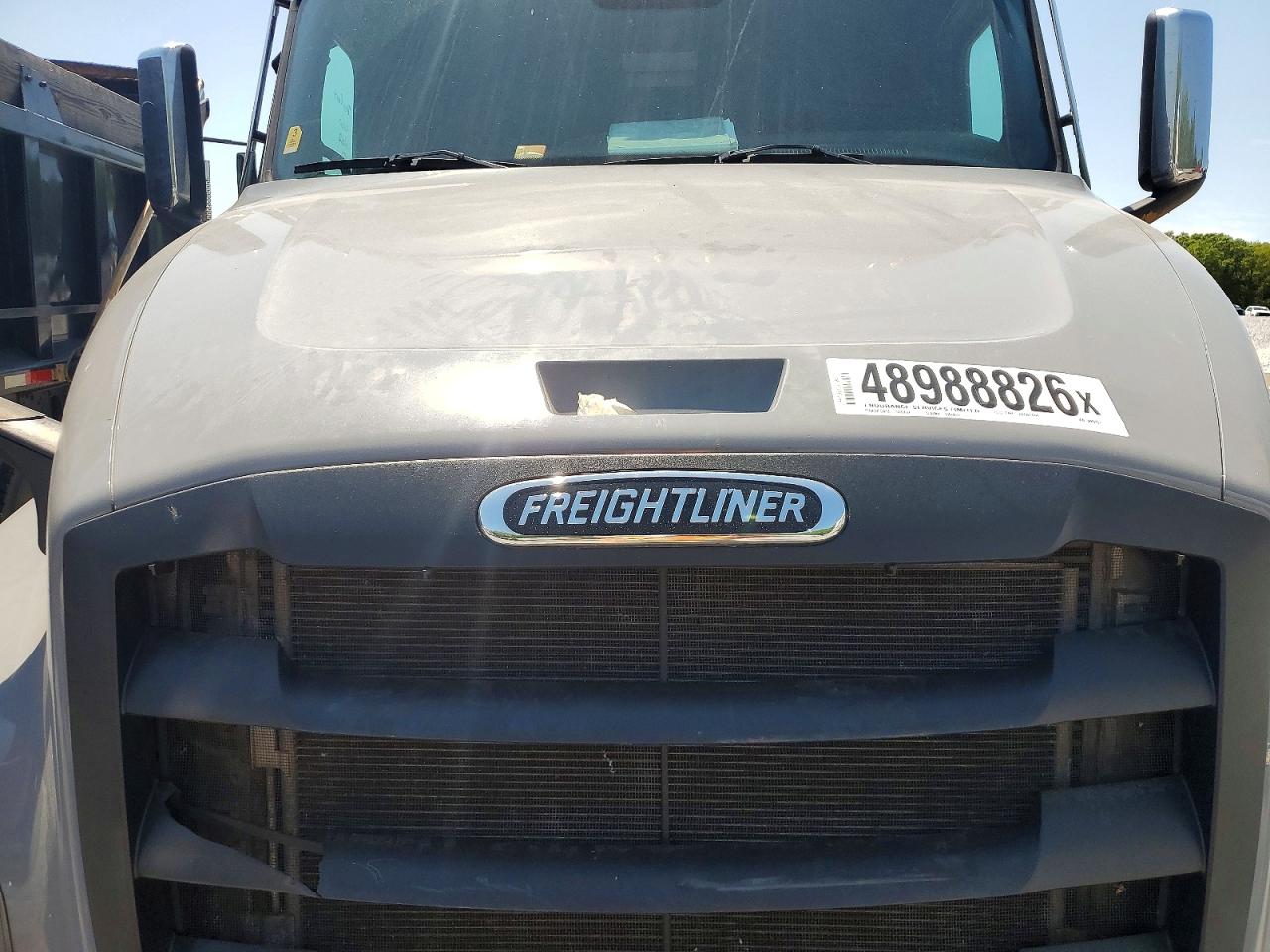 Freightliner Cascadia 126