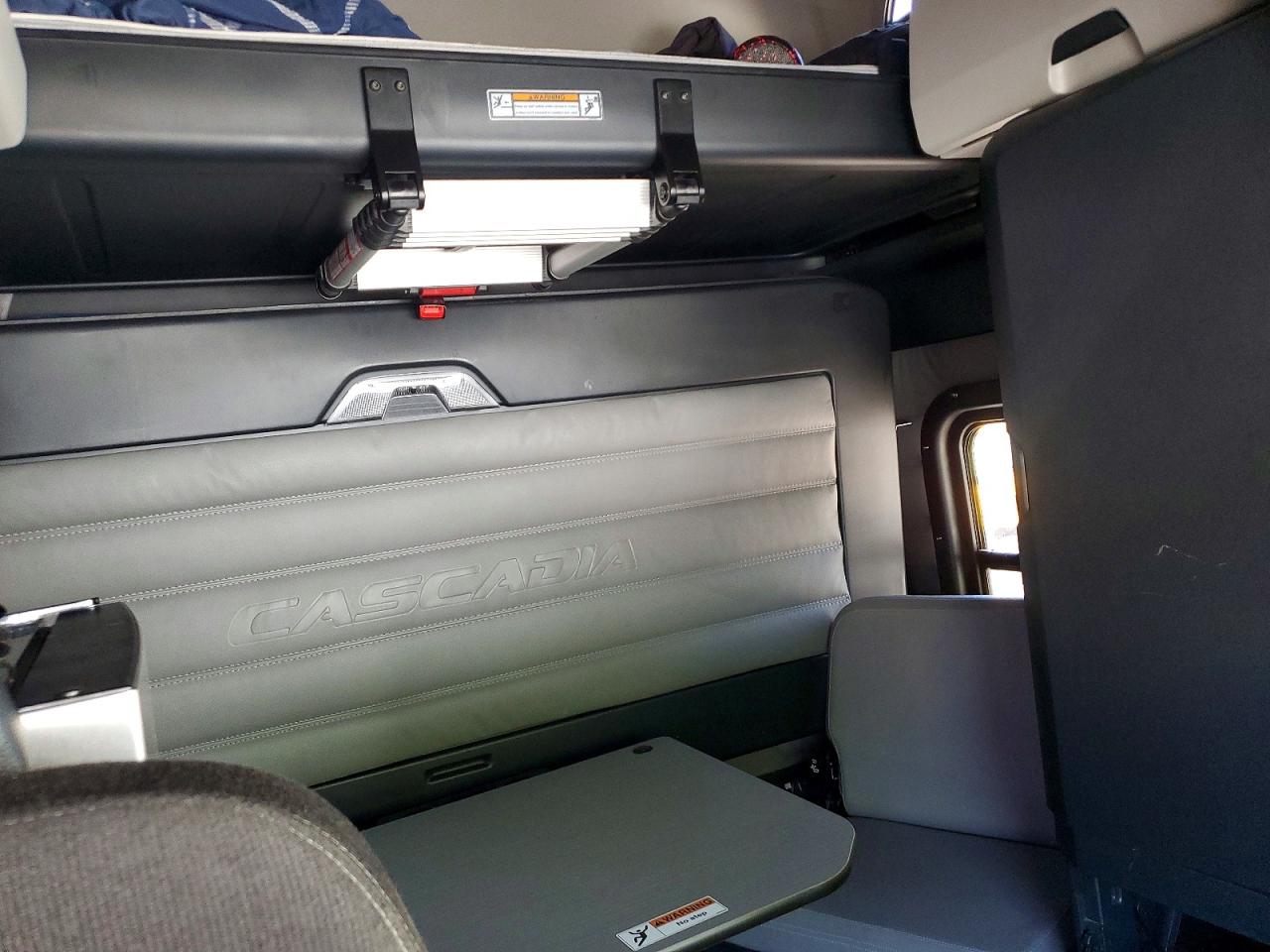 Freightliner Cascadia 126