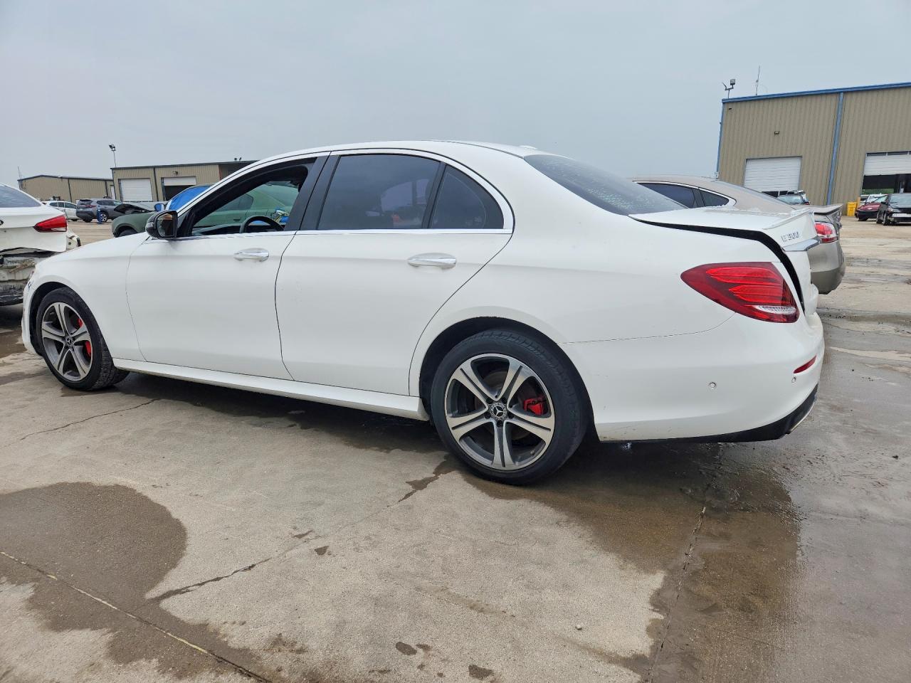Mercedes-Benz E-Class 300