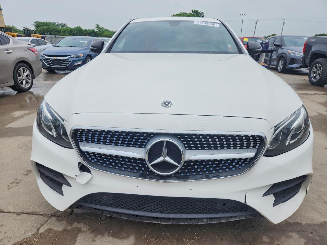 Mercedes-Benz E-Class 300