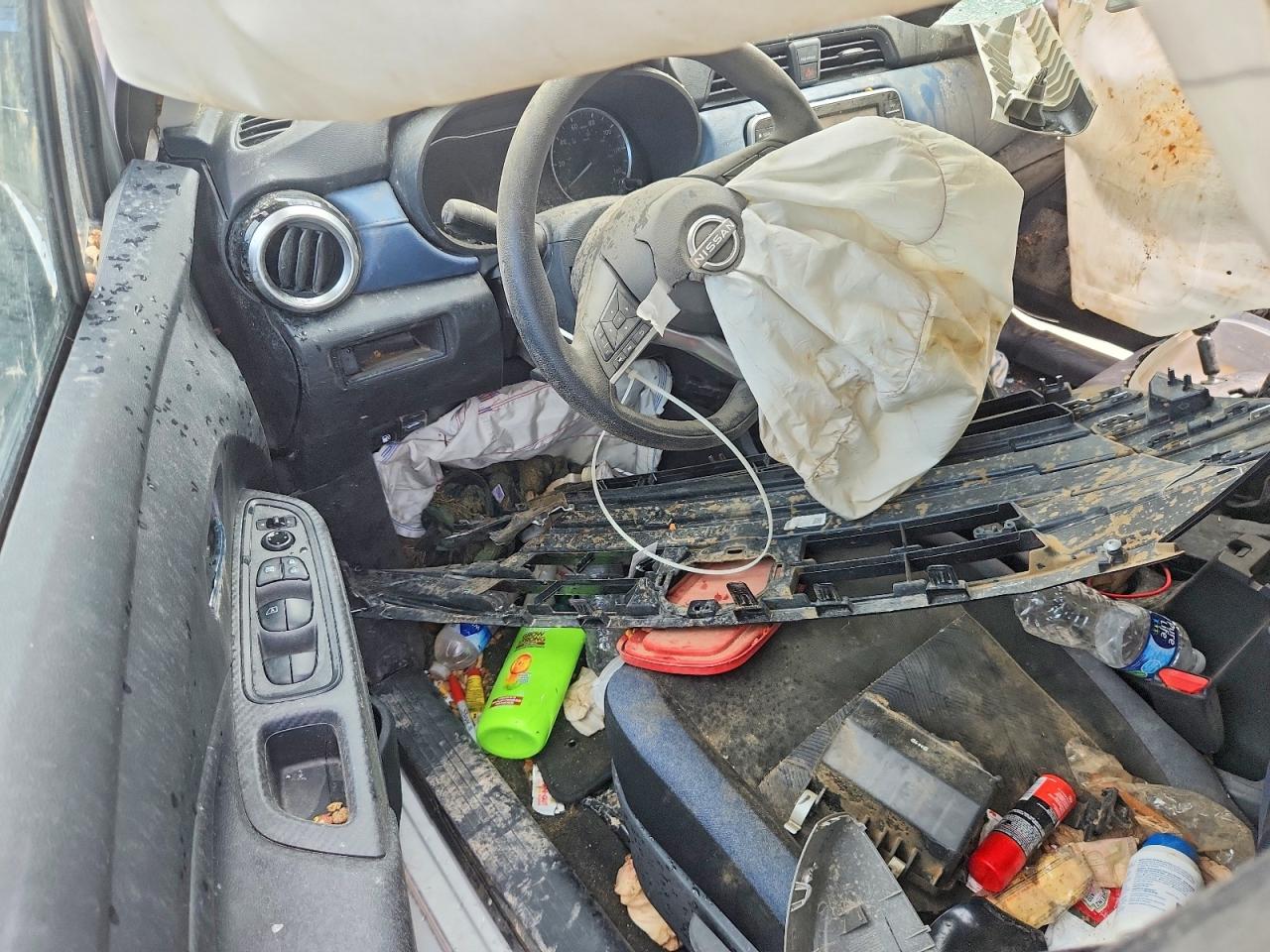 Nissan Versa Sv