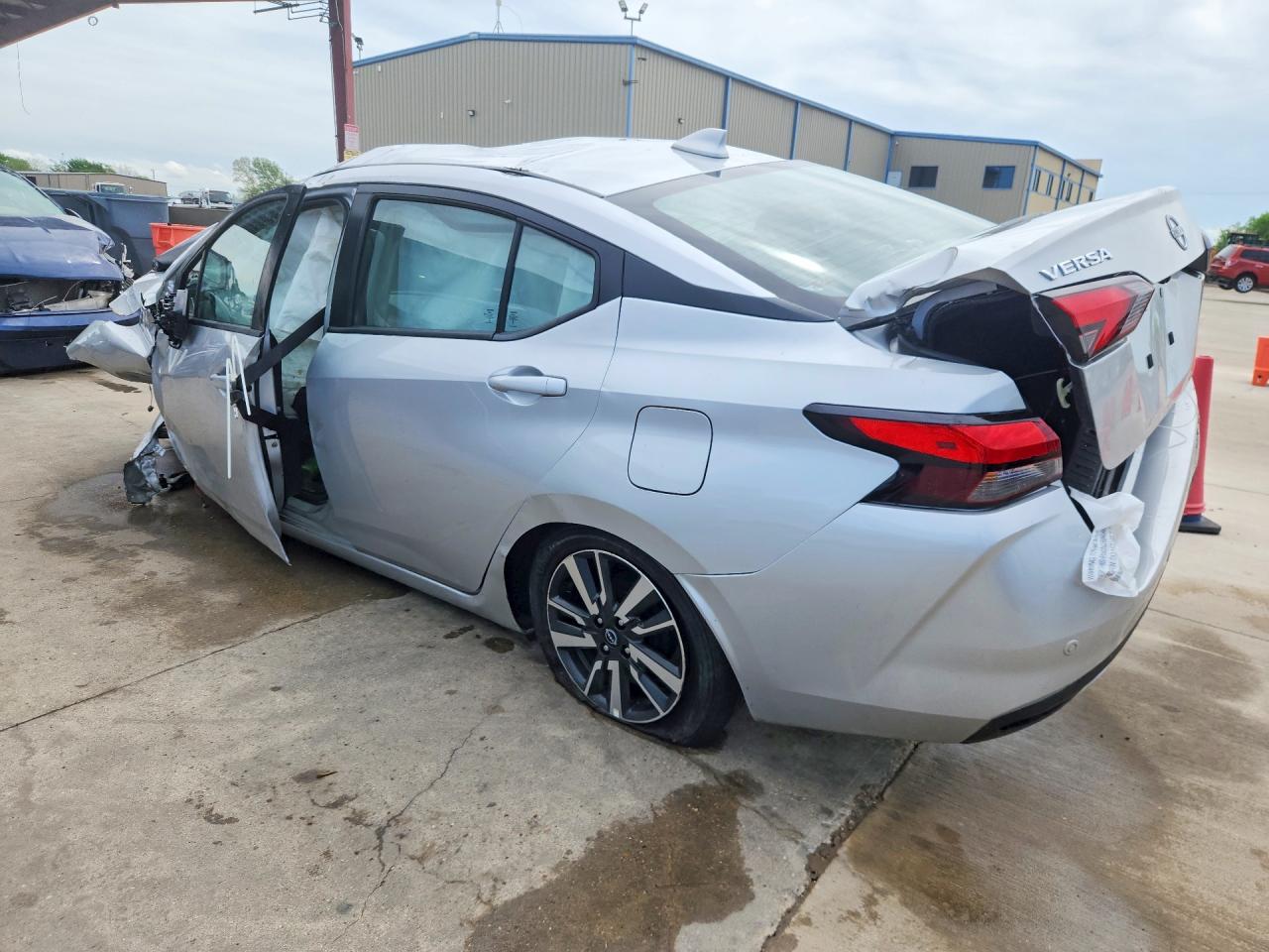 Nissan Versa Sv