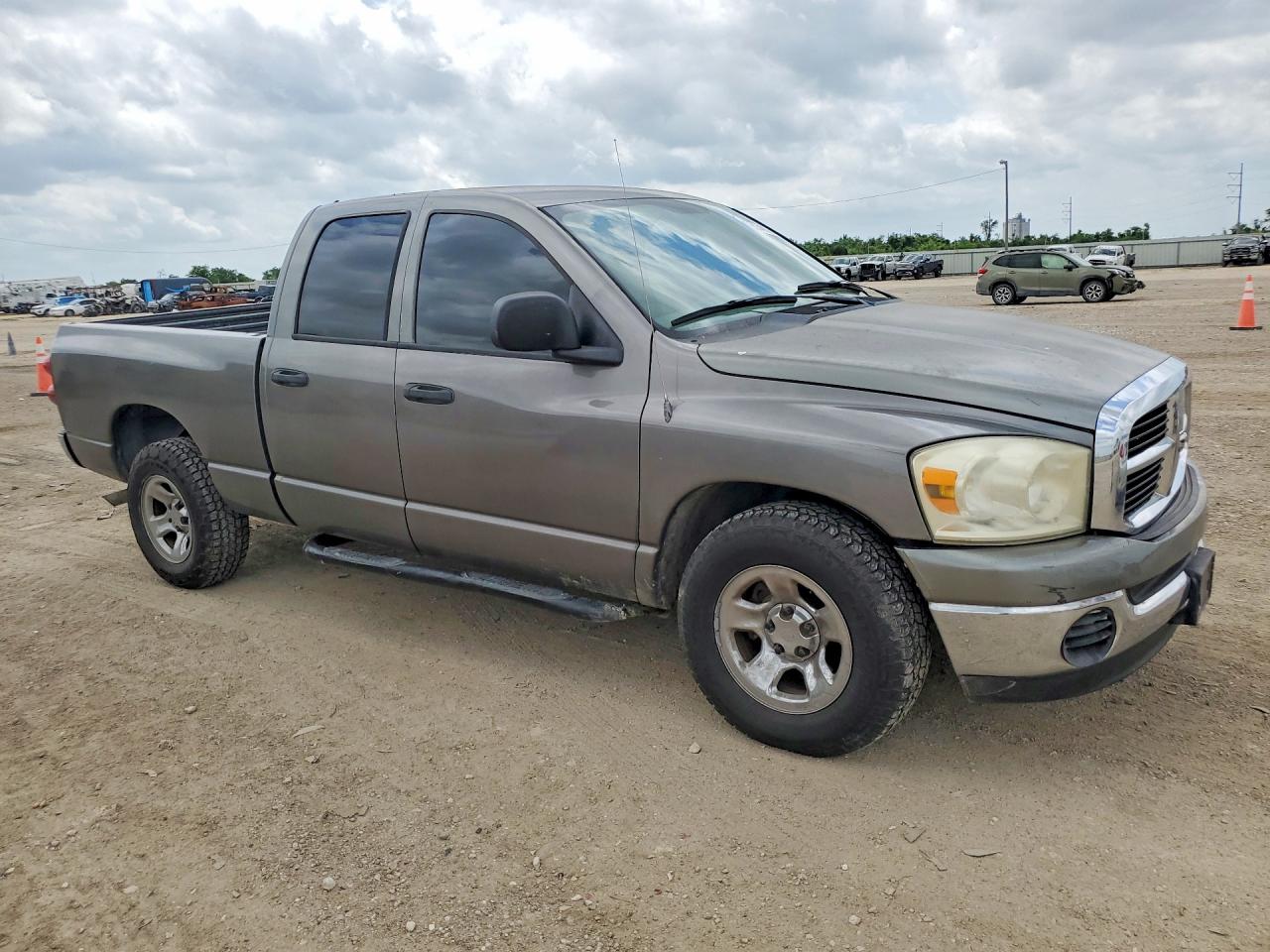 Dodge Ram 1500 St