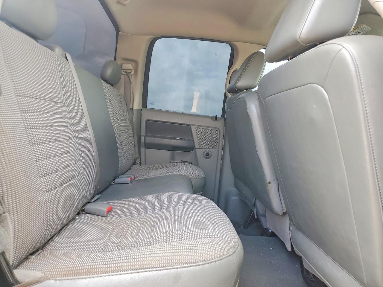 Dodge Ram 1500 St