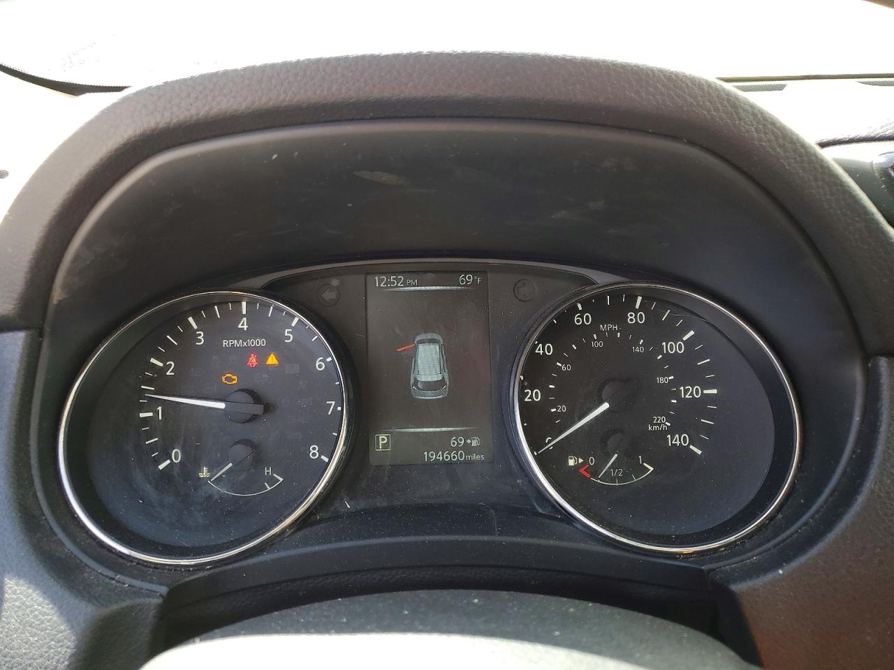 Nissan Rogue S