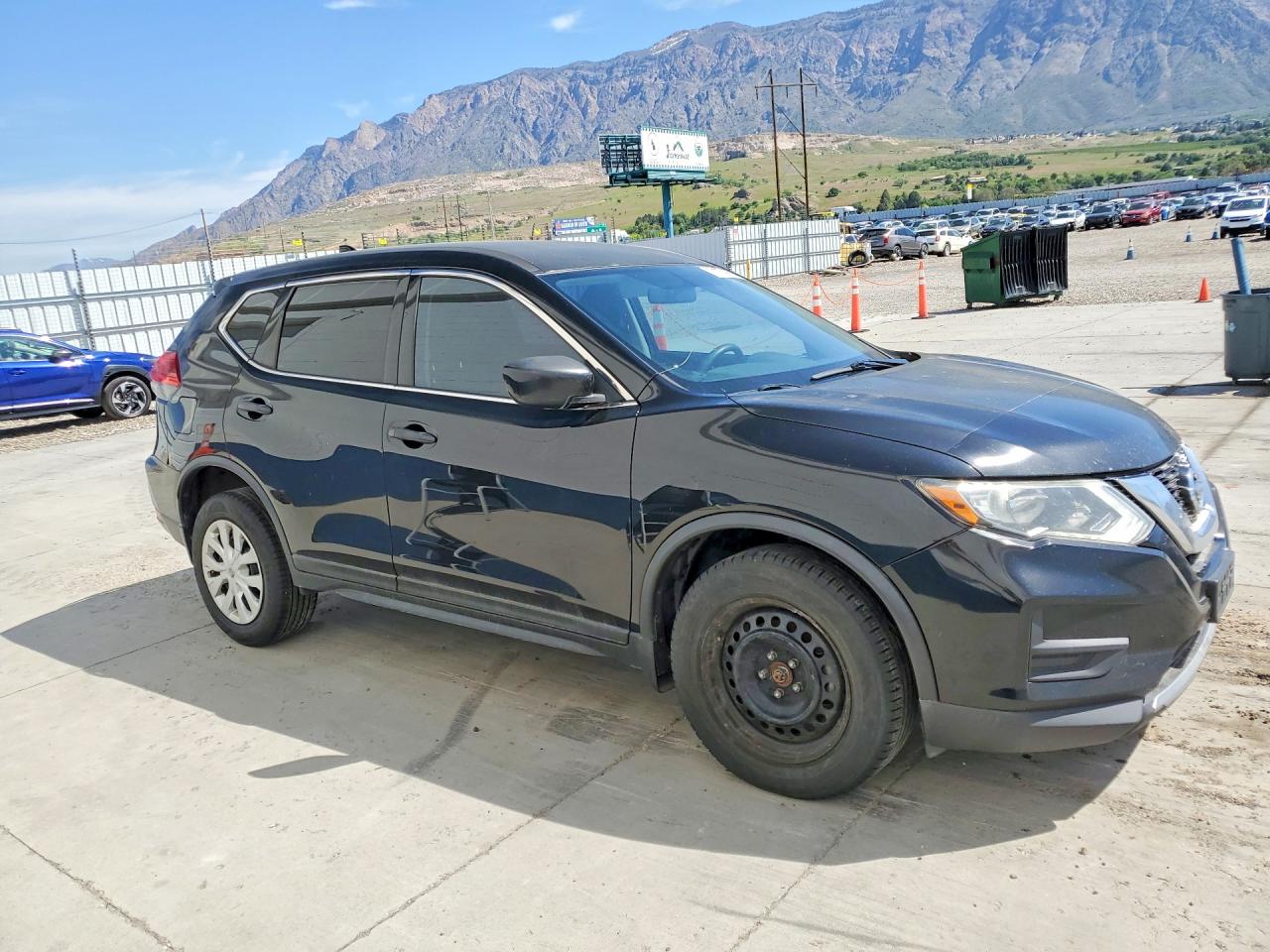 Nissan Rogue S