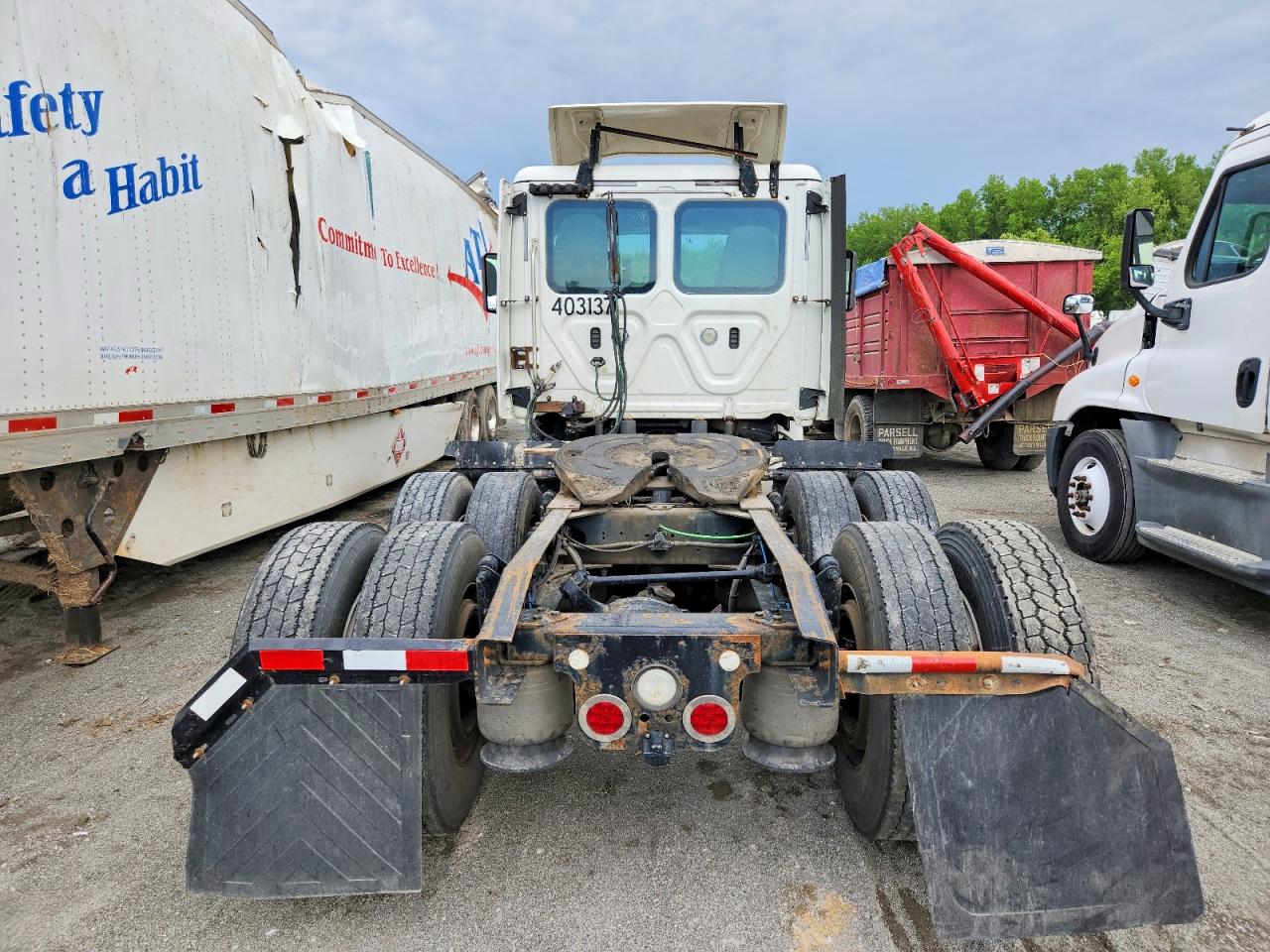 Freightliner Cascadia 113