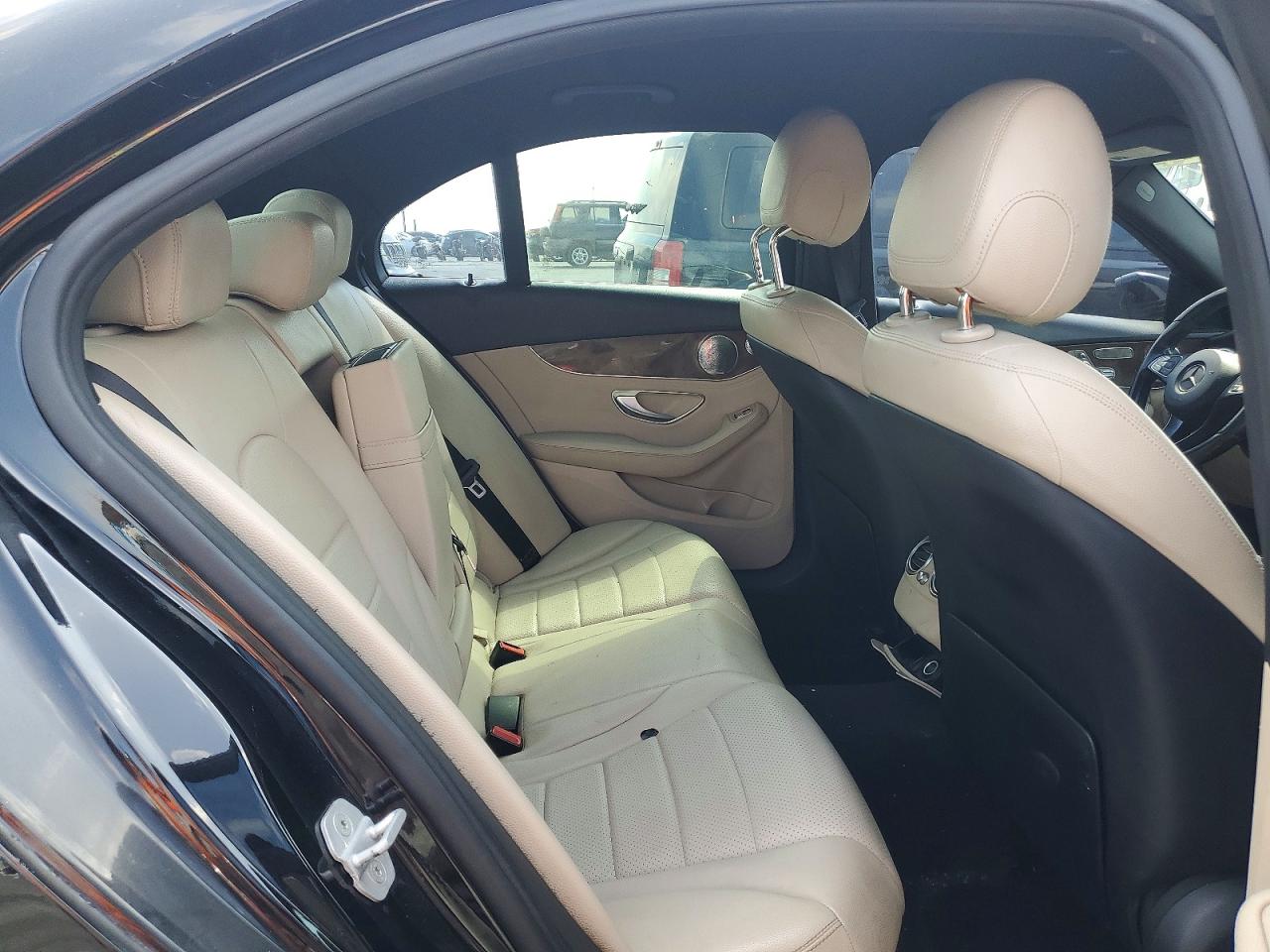 Mercedes-Benz C-Class 300