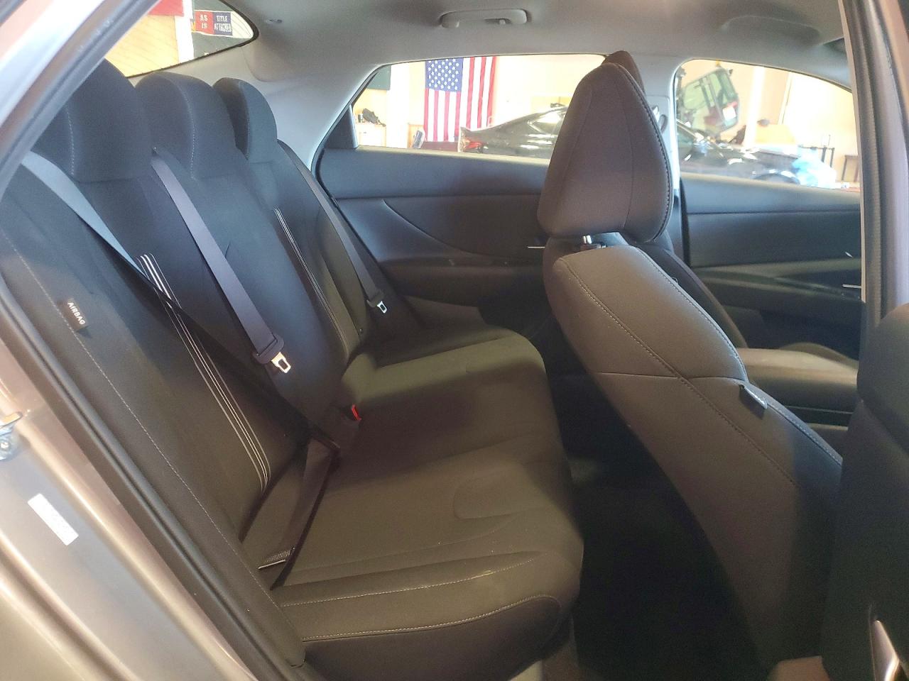 Hyundai ELANTRA Sel