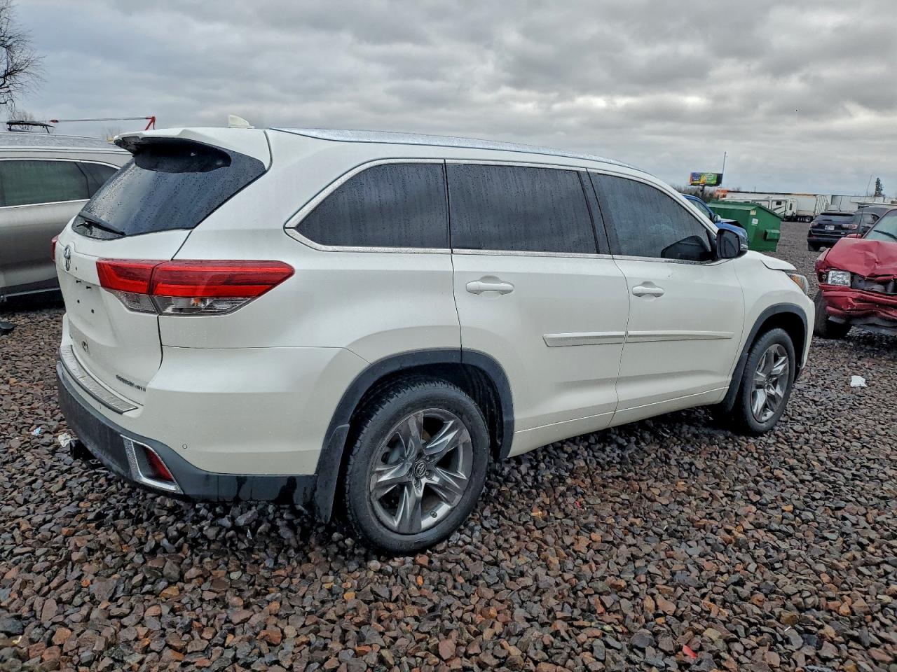 Toyota Highlander Limited Platinum