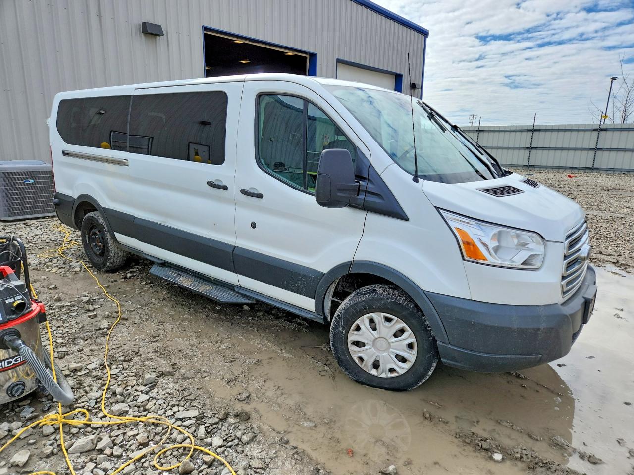 Ford Transit T-350