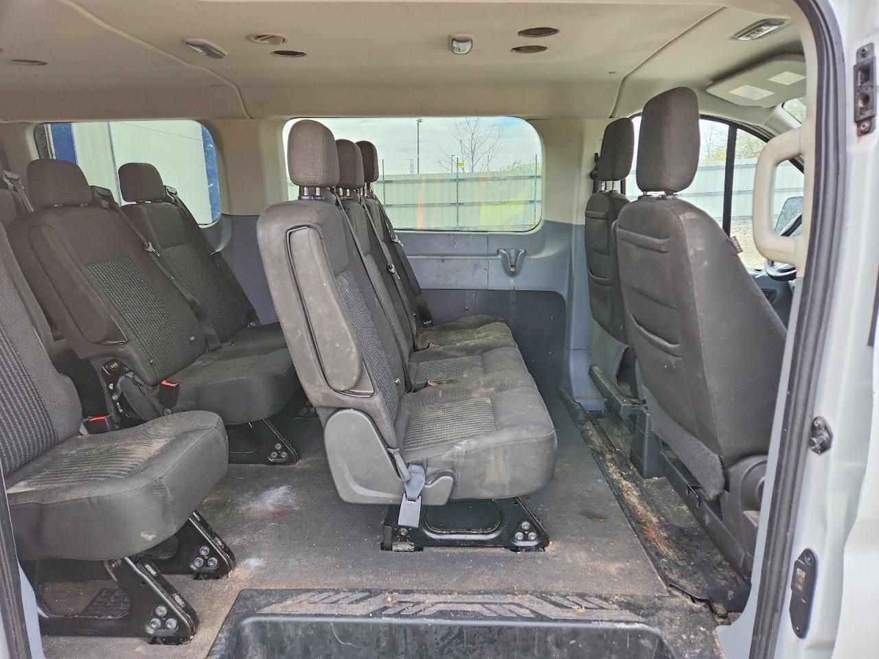Ford Transit T-350
