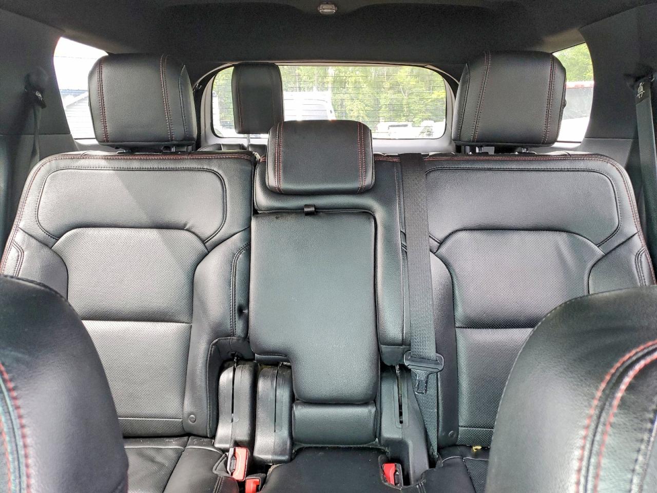 Ford Explorer Sport