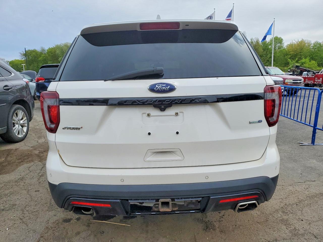 Ford Explorer Sport