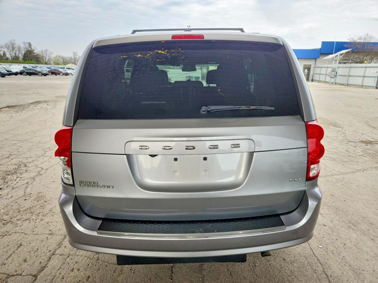 Dodge Caravan Sxt