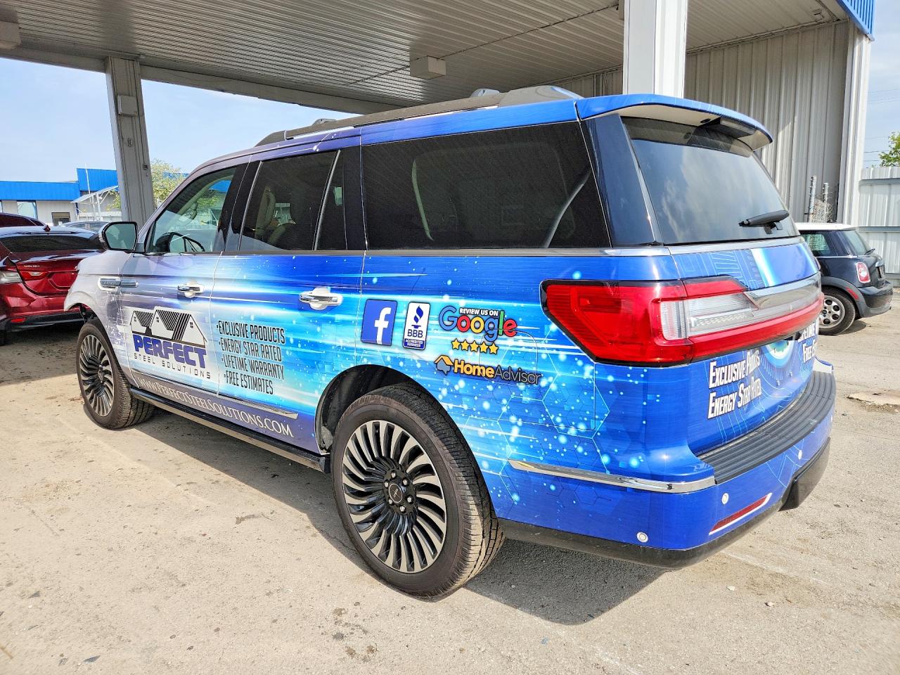 Lincoln Navigator Black Label
